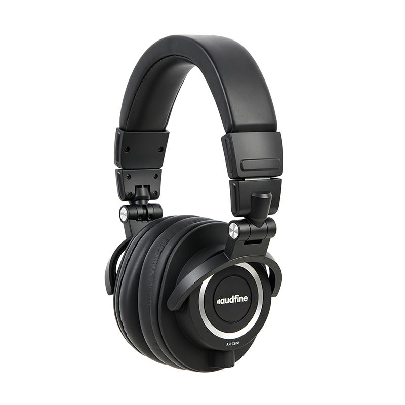 What Makes a Professional Headphones Manufacturer OEM ODM Stand Out?